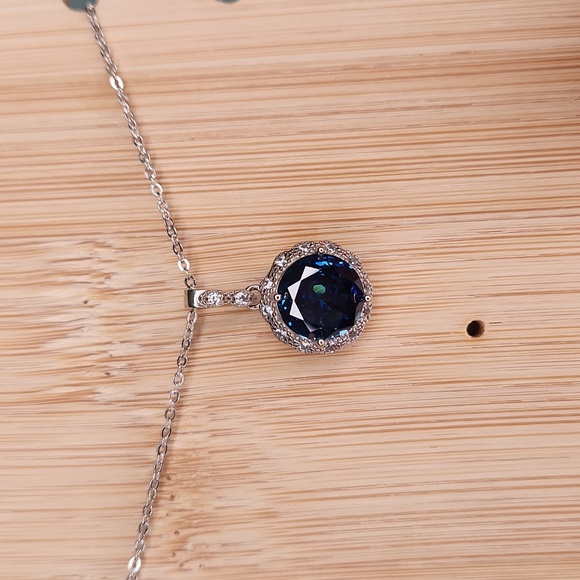 NWT Ryze Sapphire Blue Ice & White Cubic Zirconia .925 Sterling Silver Necklace - Picture 7 of 8